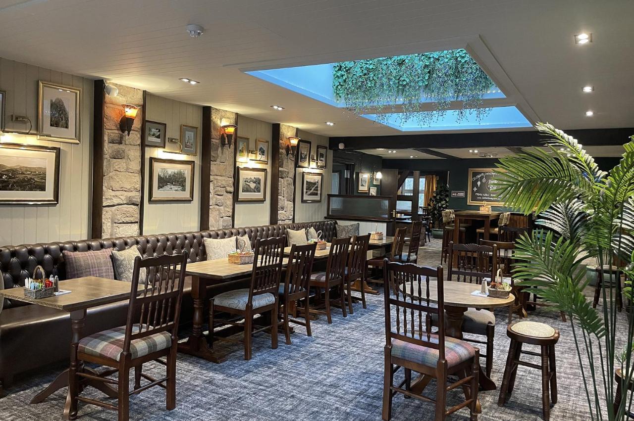 The Bridge Inn 홀름룩 외부 사진